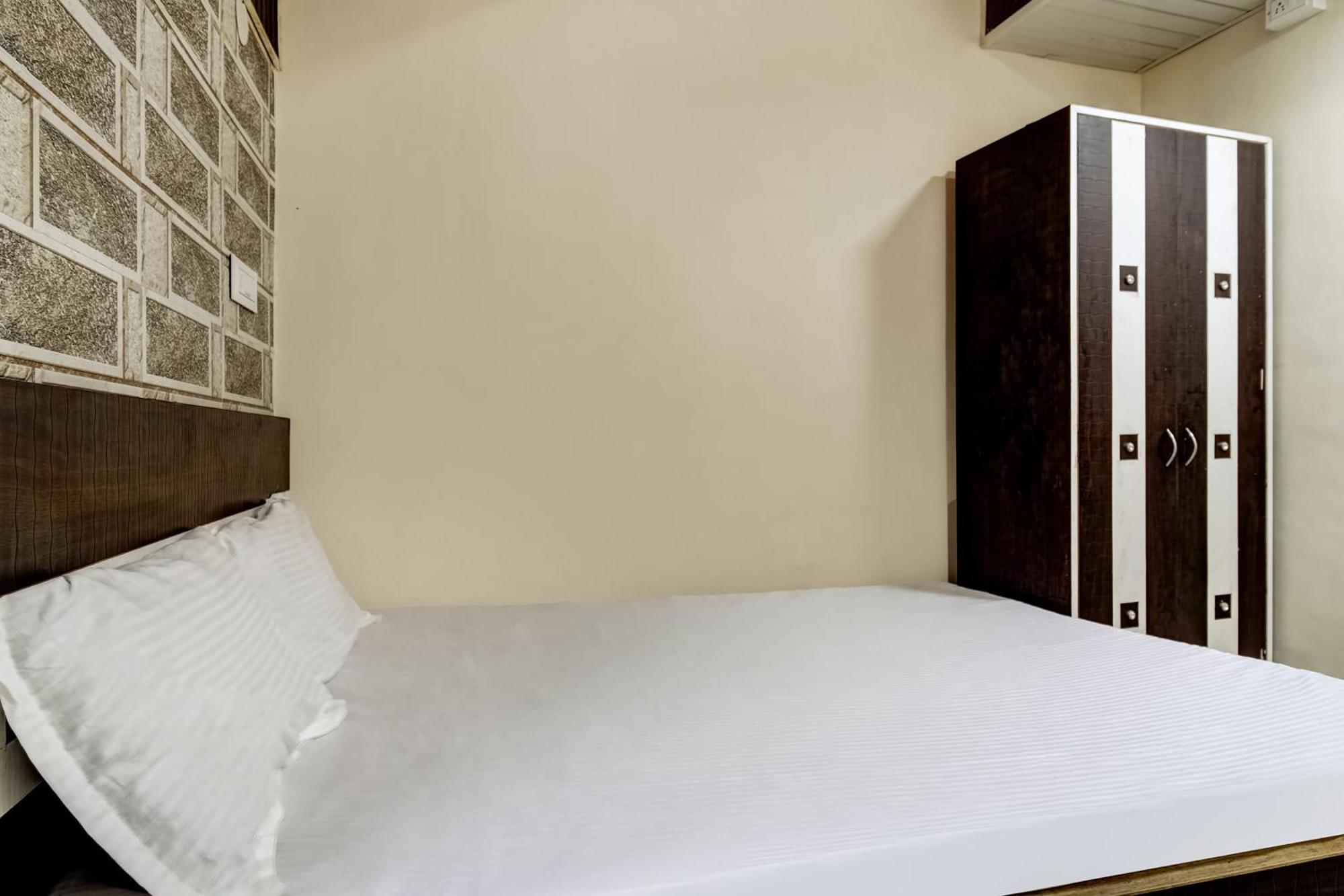 Hotel O Sangam Relax Point Amarnāth Buitenkant foto