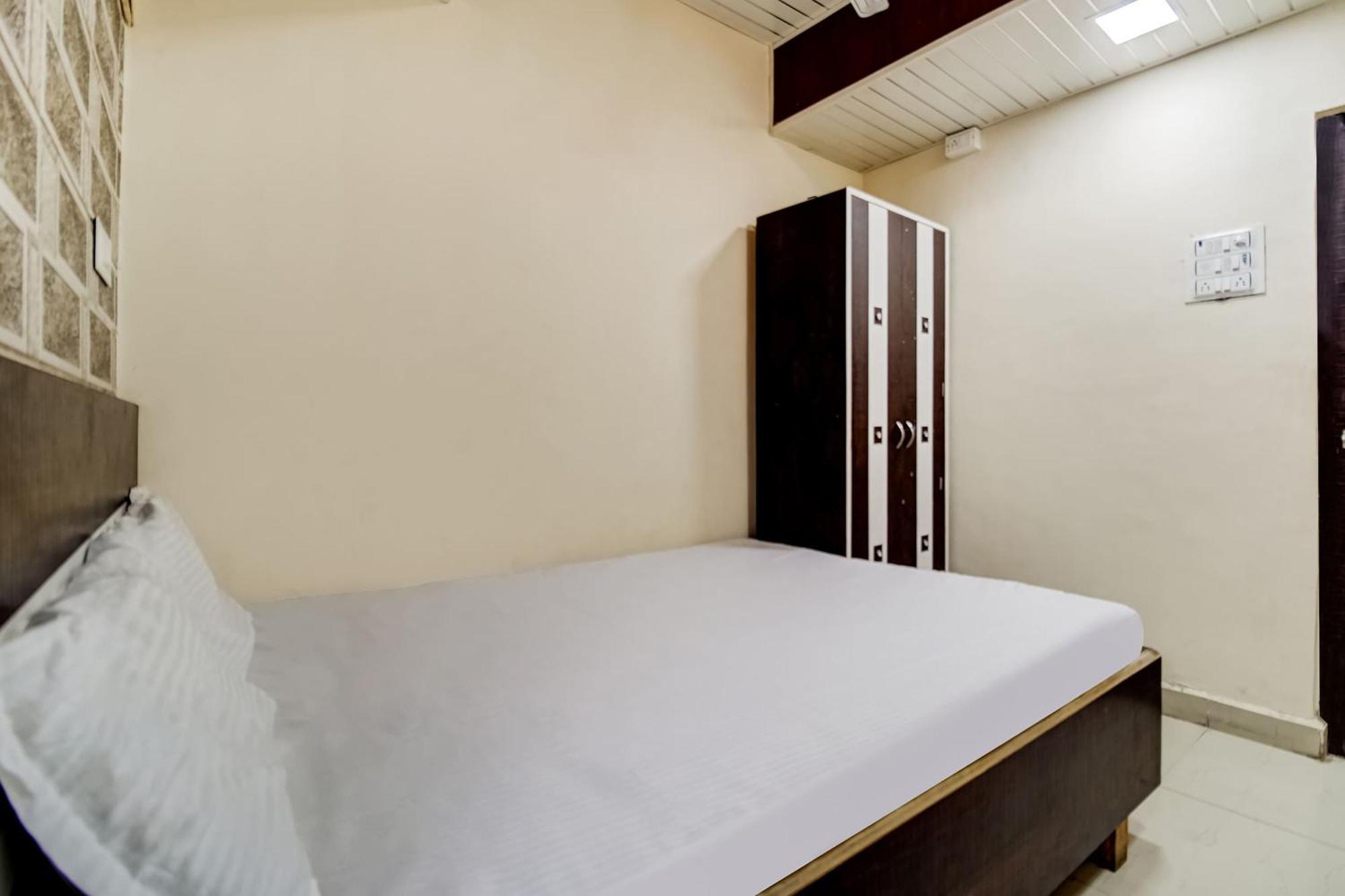 Hotel O Sangam Relax Point Amarnāth Buitenkant foto
