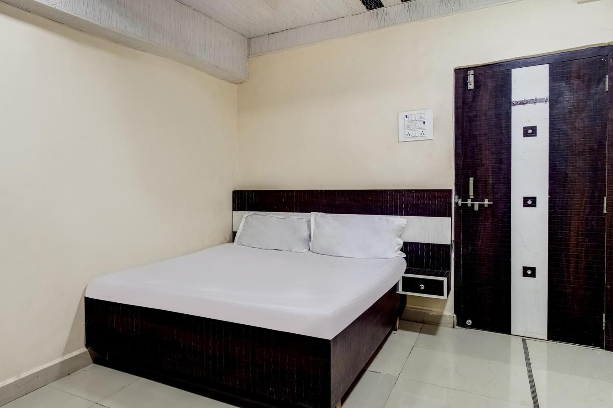 Hotel O Sangam Relax Point Amarnāth Buitenkant foto